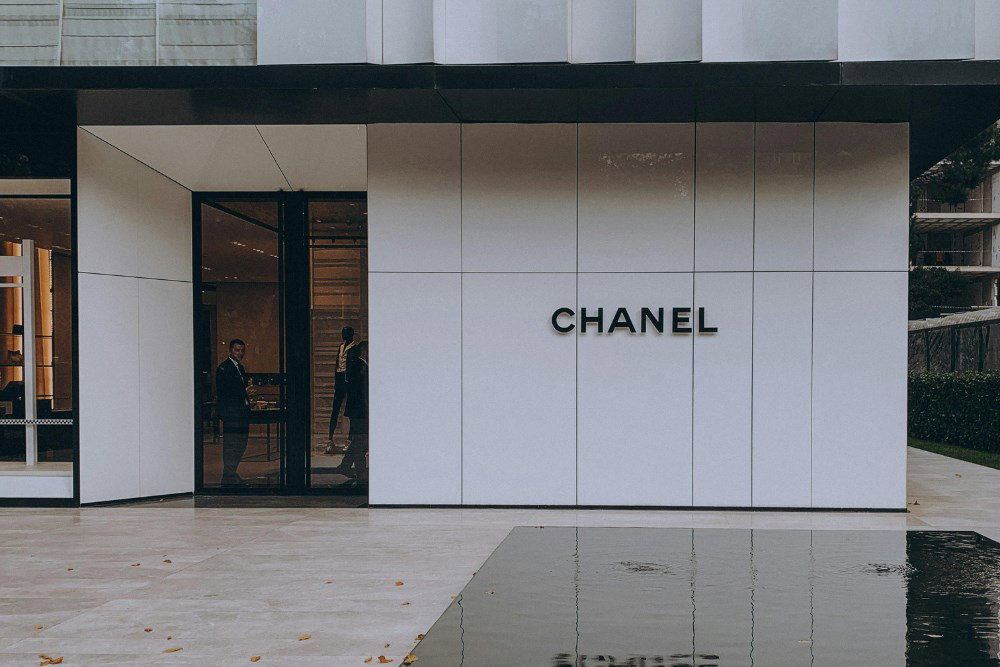 Lüks Markalarının Mimari Trendlerle Entegrasyonu: Modern Lüksün Yeniden Tanımı