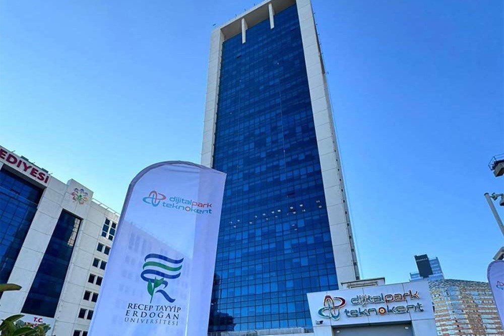 DKM Faaliyetlerini Yeni Adreslerinde Sürdürüyor