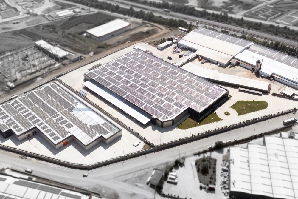 Türk banyo mobilyası markası küresel ligde büyüyor